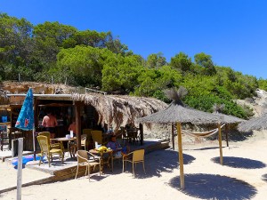 chiringuito quiosco kiosko bon estar pou des lleo canal den marti sant carles san carlos ibiza eivissa