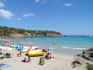 cala llenya leña sant carles san carlos ibiza eivissa