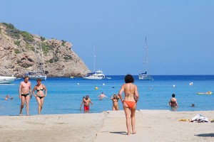 playa cala llonga santa eularia eulalia ibiza eivissa