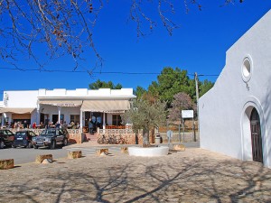 bar restaurante tienda can cosmi santa agnes ines de corona ibiza eivissa