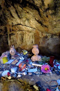 cueva cova des culleram ibiza eivissa sant vicent sant vicente santuario punico tanit
