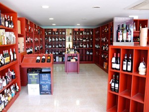 bodega vinos licores ginebras premium enotecum ibiza eivissa santa eularia