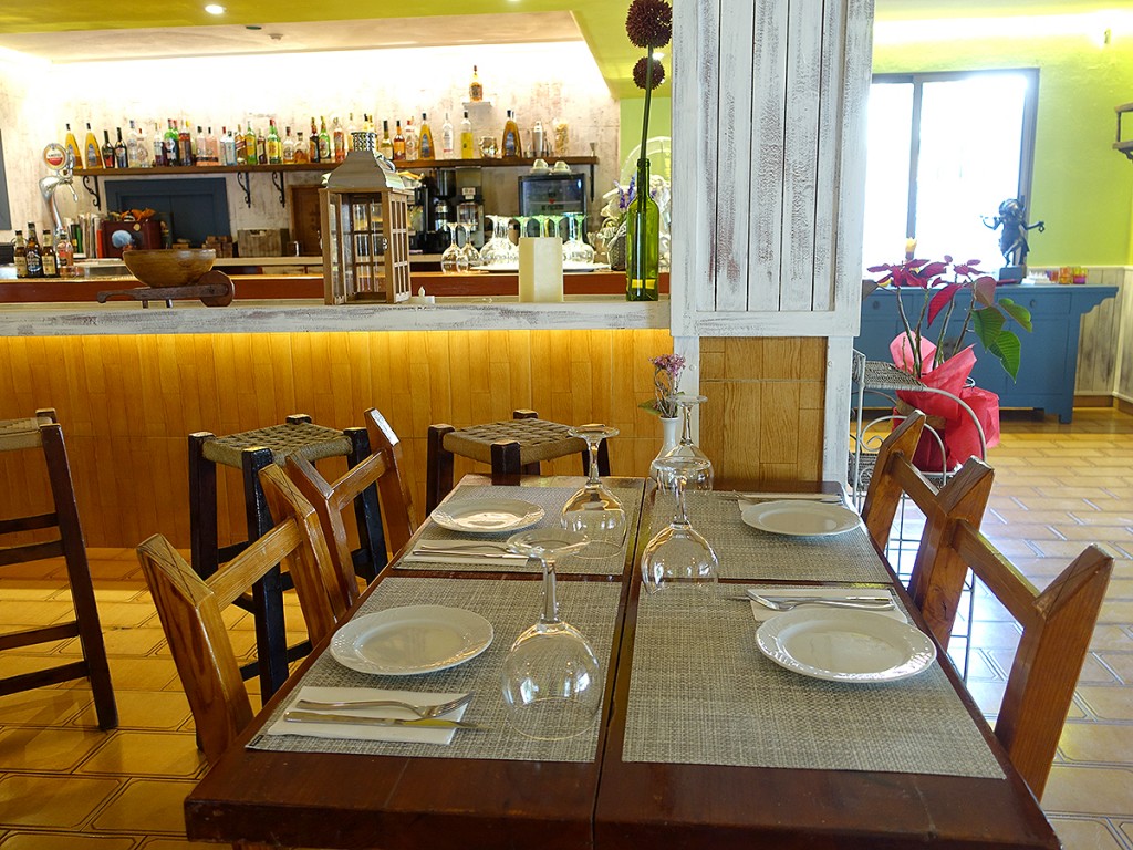 restaurante tapas meson rascalobos sant jordi san jorge ibiza eivissa
