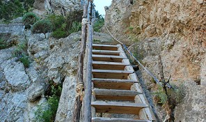 ses balandres playa cala es amunts santa agnes santa ines corona ibiza eivissa