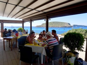 restaurante ses roques platges de comte cala conta ibiza eivissa
