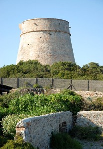 torre des carregador sa sal rossa parque natural ses salines sant josep san jose ibiza eivissa