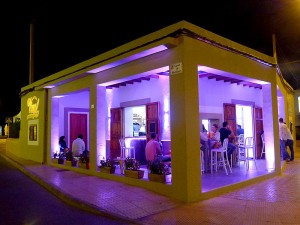 restaurante hamburgueseria vinyl sant jordi san jorge ibiza eivissa